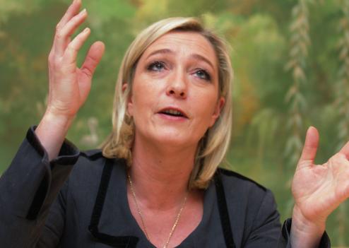 Marine le pen poker